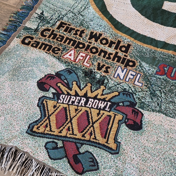 Green Bay Packers Northwest Company Tapestry - Picture 3 of 9